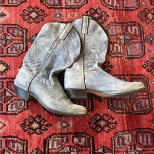 Women’s VTG Blue Distressed Leather Cowboy Boots Western Silver Hardware Size 8